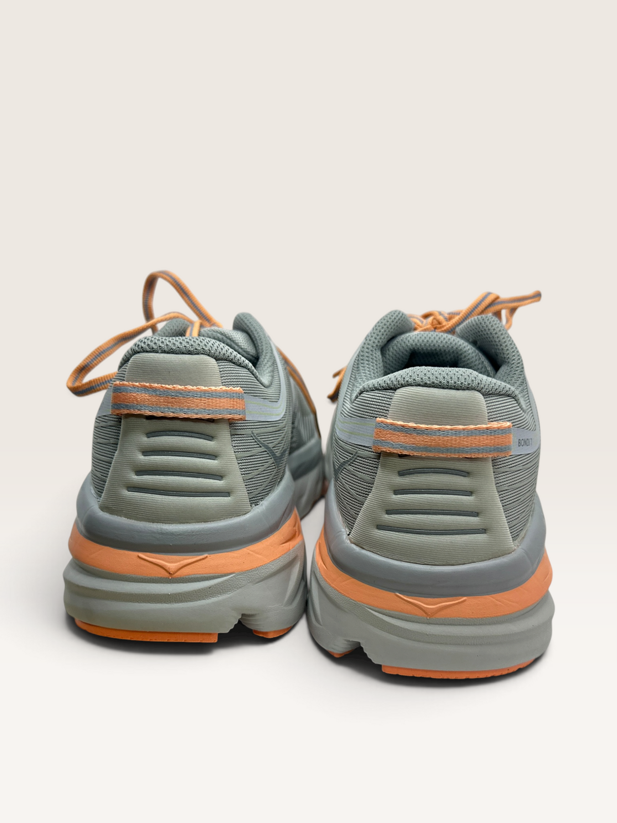 HOKA ONE ONE BONDI 7