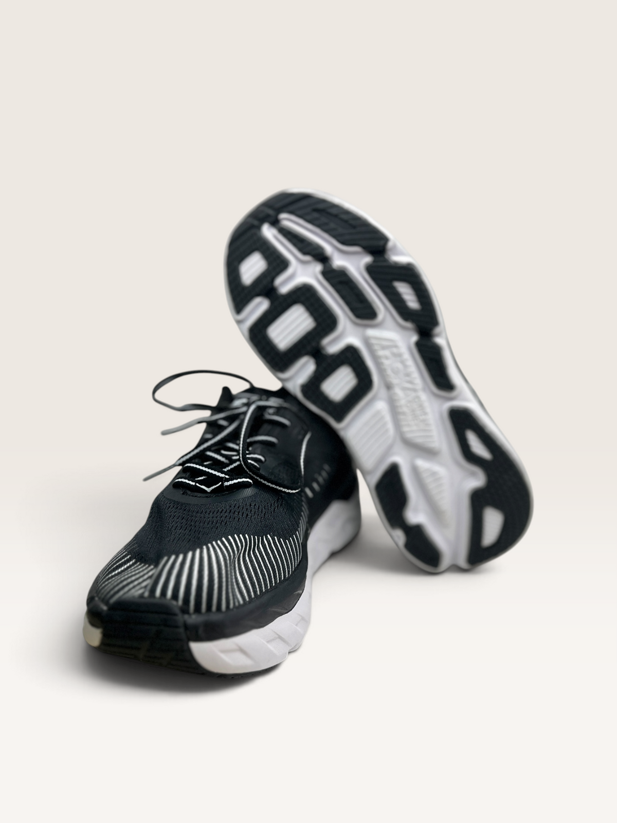 HOKA ONE ONE BONDI 7