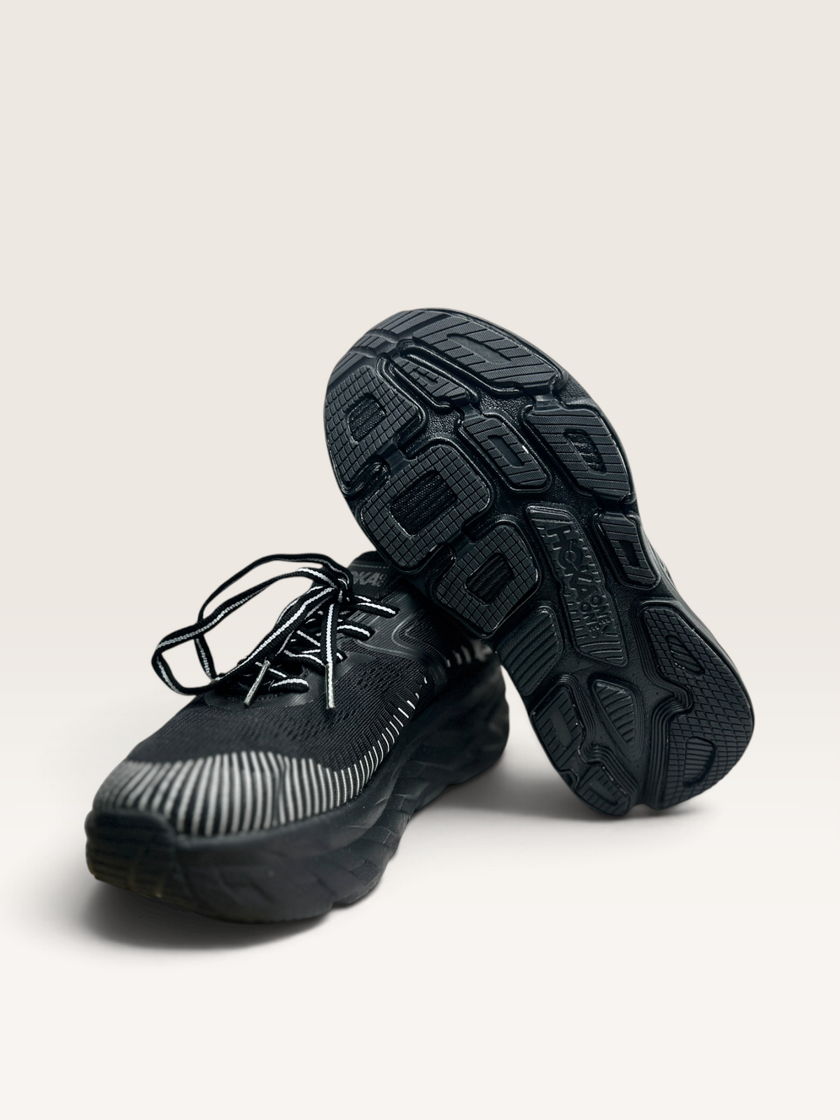 HOKA ONE ONE BONDI 7