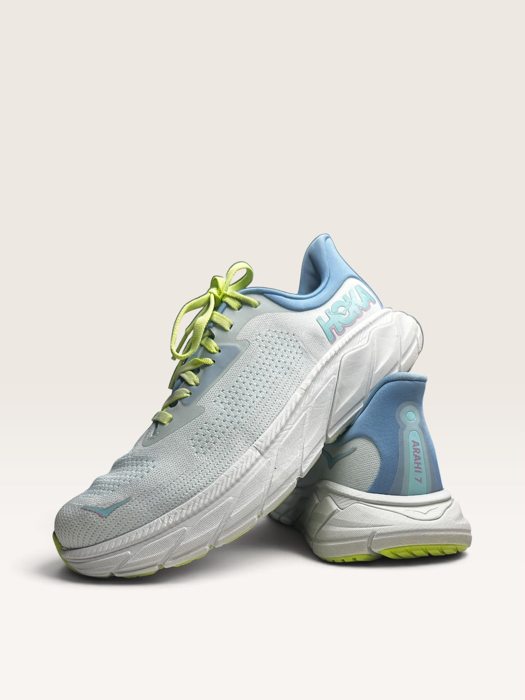 HOKA ONE ONE ARAHI 7