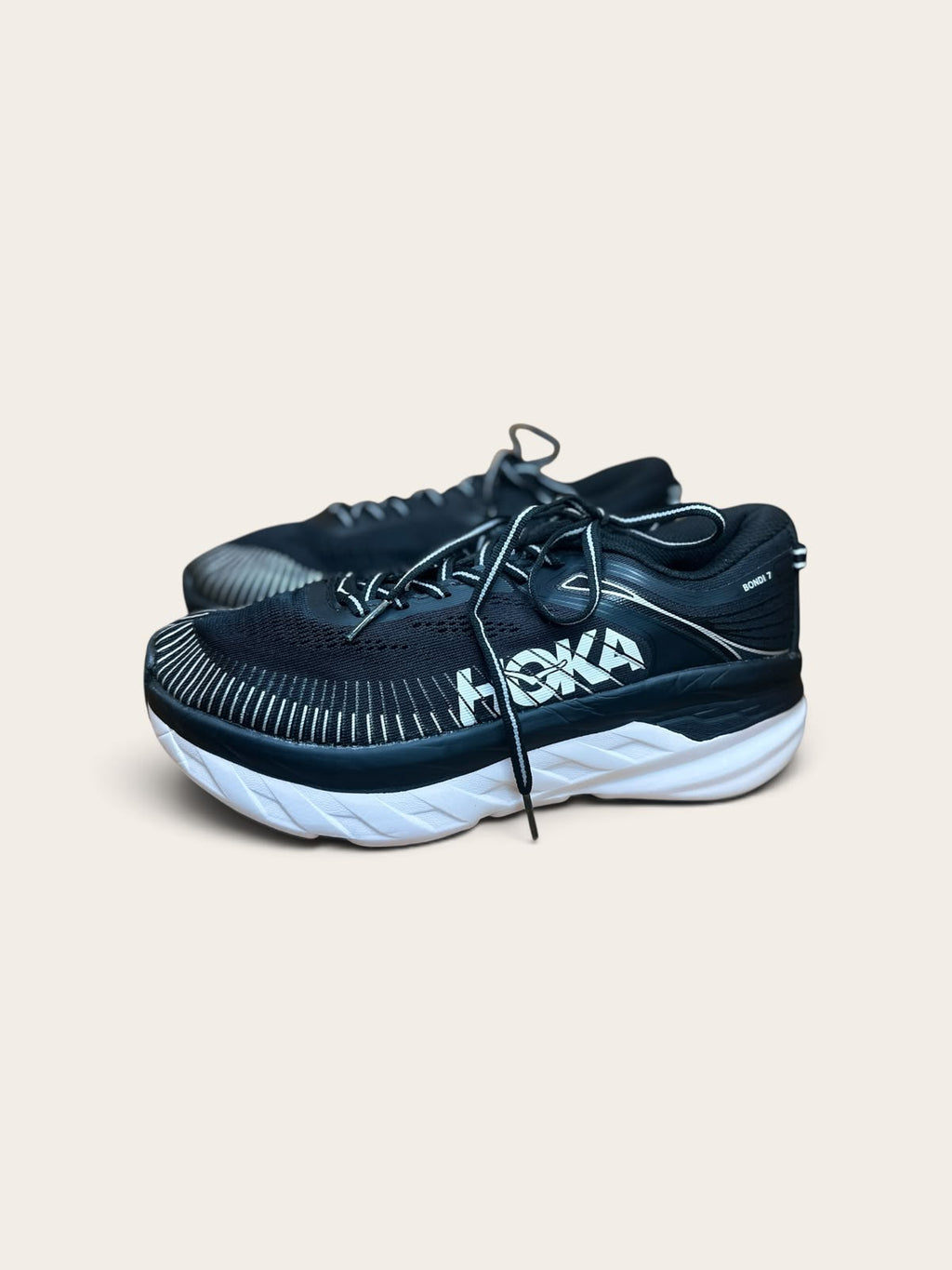 HOKA ONE ONE BONDI 7